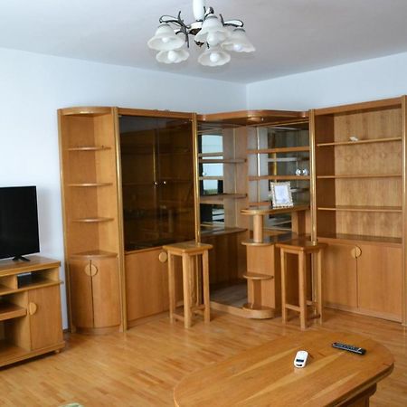 Apartamento Dreams By The River Bucarest Exterior foto