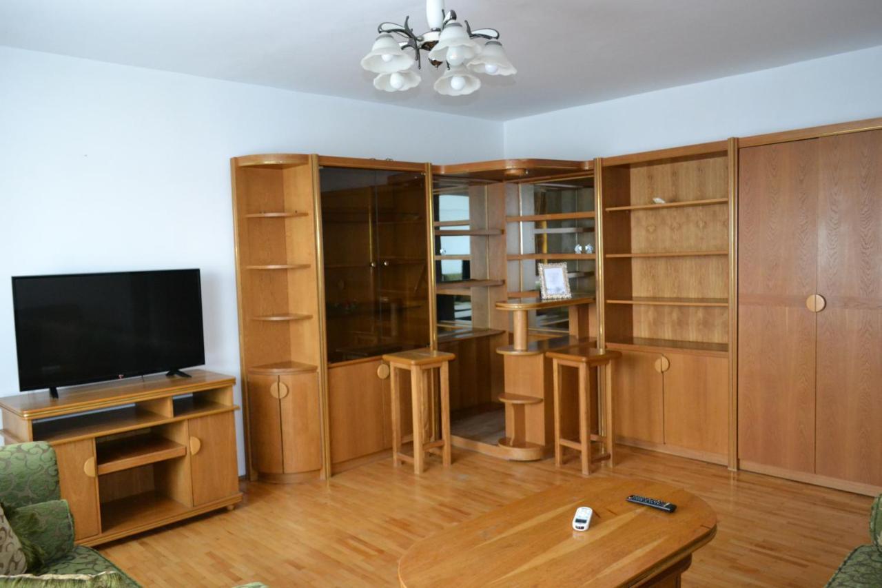 Apartamento Dreams By The River Bucarest Exterior foto