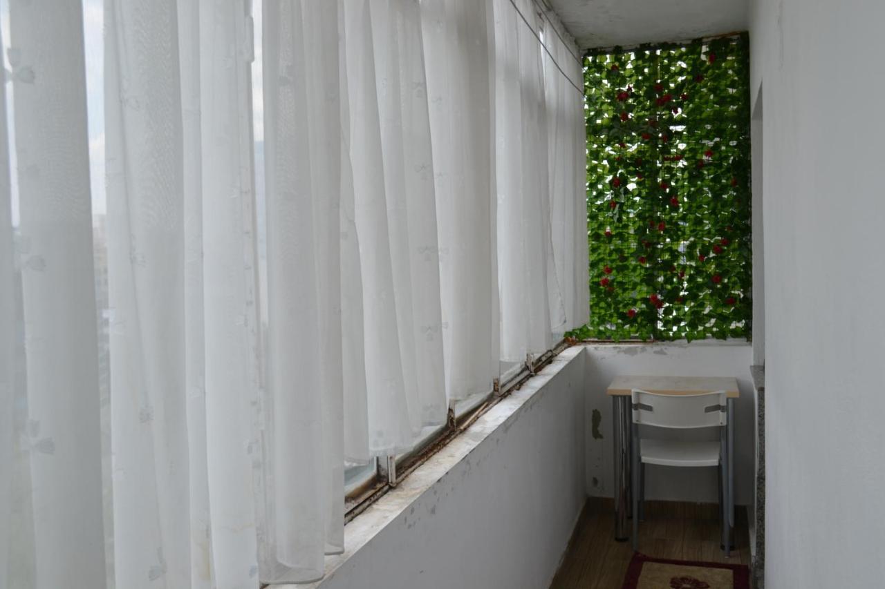 Apartamento Dreams By The River Bucarest Exterior foto
